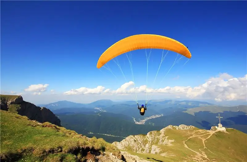 De bedste steder i verden at tage på paragliding