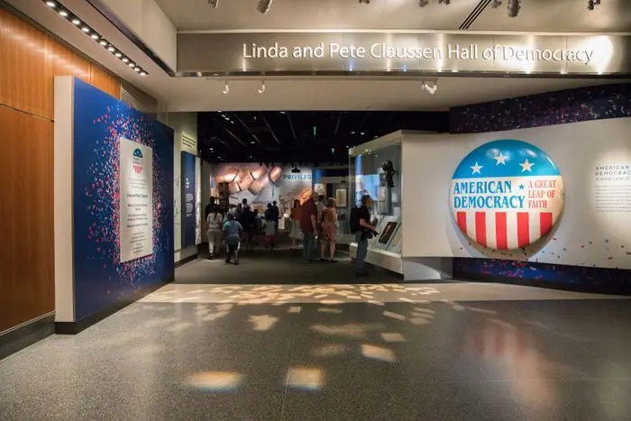 นิทรรศการ American Democracy ที่ National Museum of American History