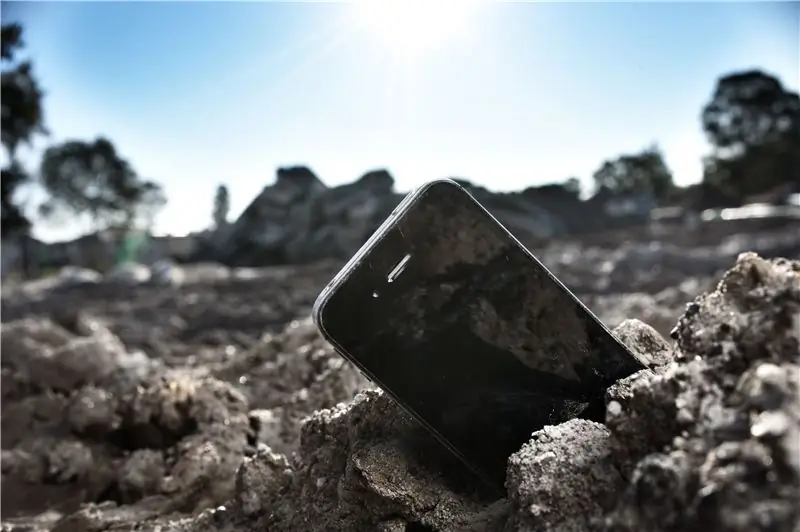 Hoe een verloren mobiele telefoon terug te krijgen terwijl u in het buitenland reist