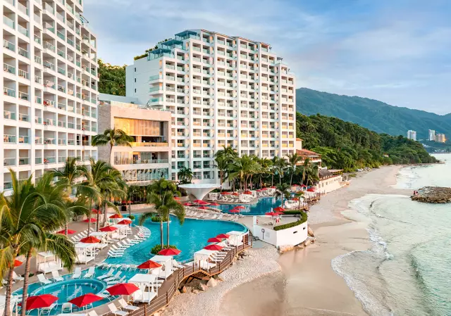 AAA Čtyři hotely Diamond Resort Puerto Vallarta, Riviera Nayarit